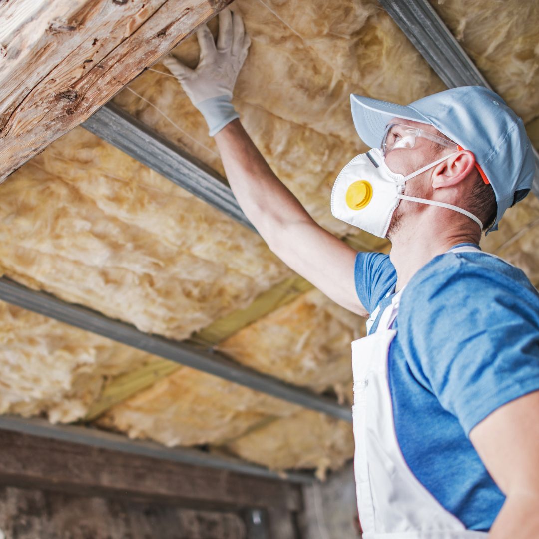 checking roof insulation